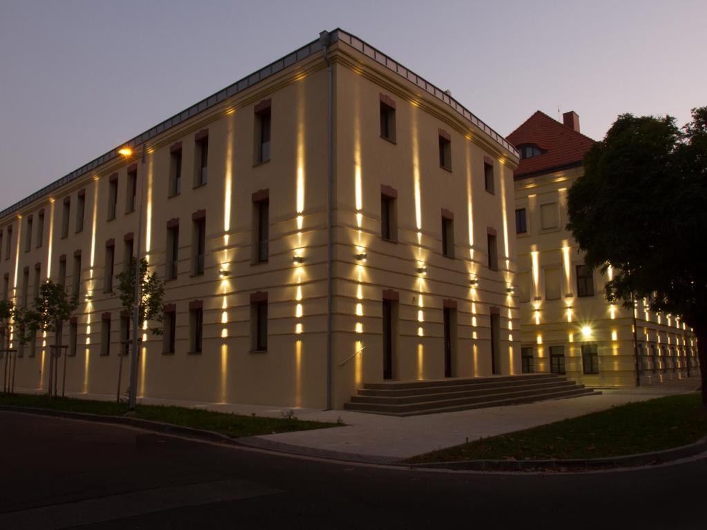 Ea Hotel Tereziansky Dvur Χράντεκ Κράλοβε Εξωτερικό φωτογραφία