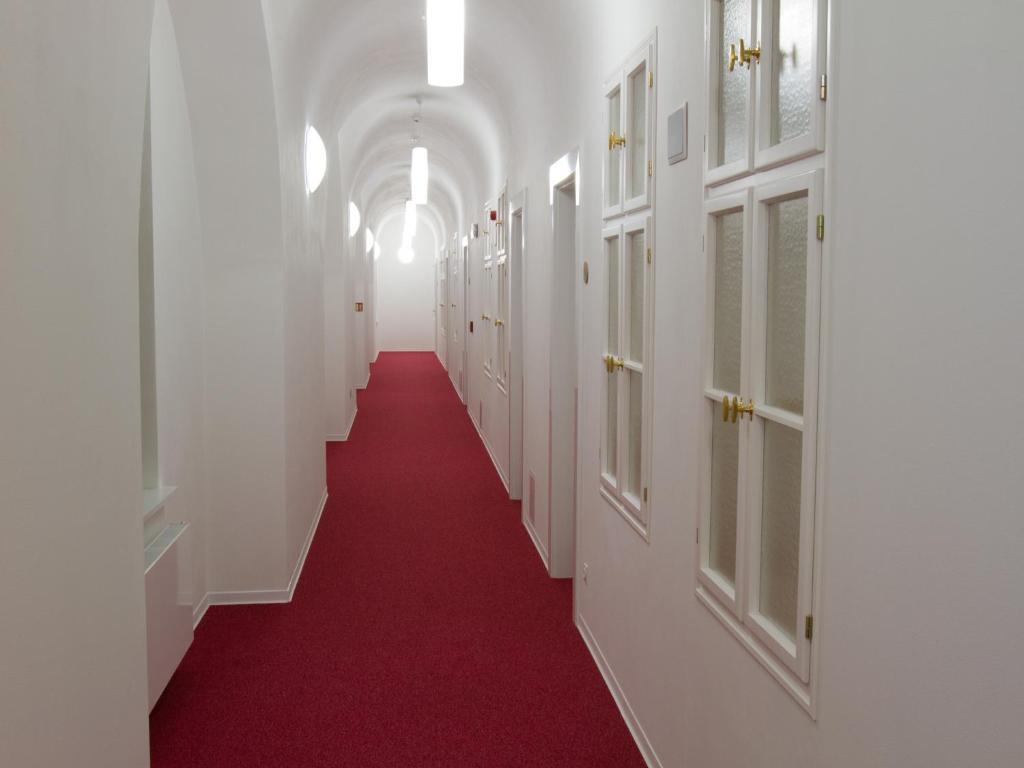 Ea Hotel Tereziansky Dvur Χράντεκ Κράλοβε Εξωτερικό φωτογραφία